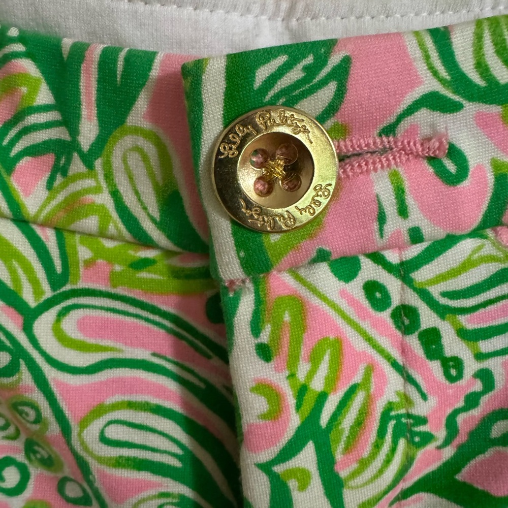 Lilly Pulitzer Pink and Green Leaf Print Shorts - Picture 3 of 7